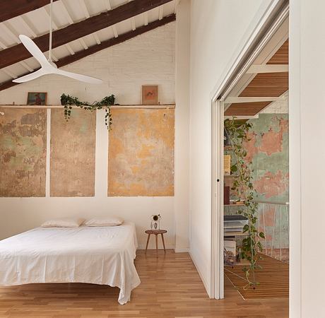 Philosopher’s House: Adaptive Reuse Revives a Valencia Townhouse Home - 5