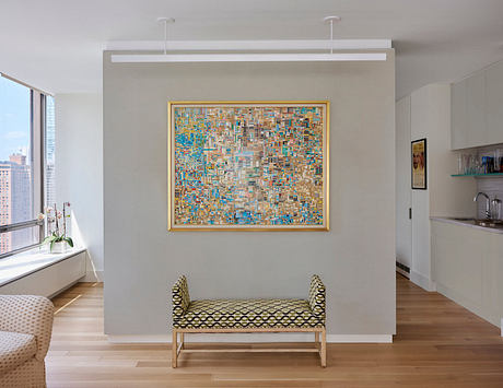 Un Plaza Apartment In Manhattan Frames Light, Art, And River Life - 6