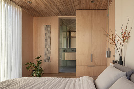 Whidbey Uparati: Light Timber Structure for a Meditative Retreat Home - 5