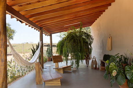 EL House Itajobi Finds Calm in Slate, Brick, and Sunlit Greens Beyond - 7