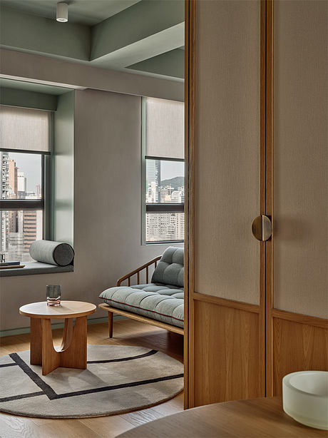Ying’nFlo: A Youthful Guesthouse With Courtyard Life in Hong Kong - 7