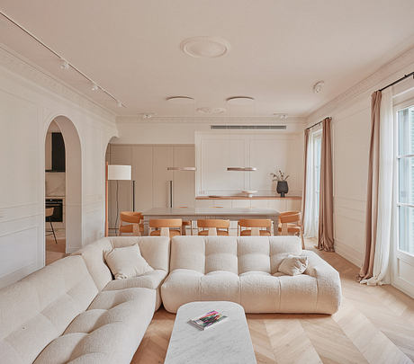 Long Flat — An Oak-Lined Barcelona Hideaway For Future Retirement - 1