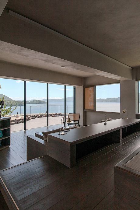 Jinakachi: A Cliffside Retreat Shaped by Sea Breezes and Tidal Time - 4