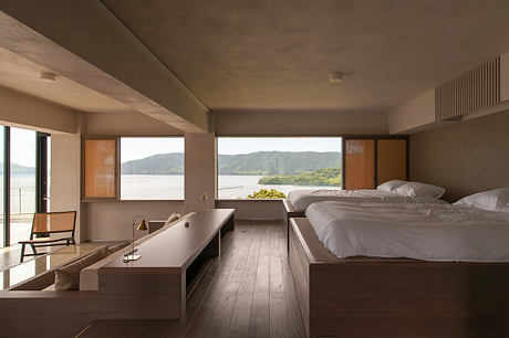 Jinakachi: A Cliffside Retreat Shaped by Sea Breezes and Tidal Time - 5