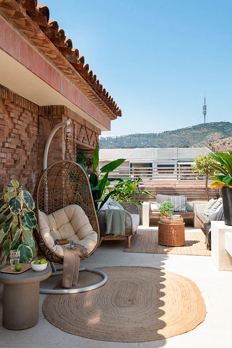 Sarrià — A Barcelona Penthouse Crafted for Leisure - 11