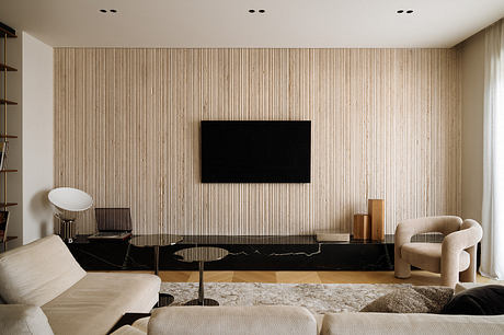 Casa Grimaldi Layers Retro Warmth into a Refined Italian Apartment - 1