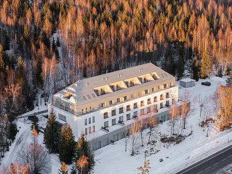 Lebenski Recasts A Tatra Sanatorium Into Calm Mountain Apartments - 1