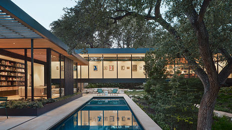 Westview Residence: Modern Courtyard House Rooted in Oak Woodland - 1