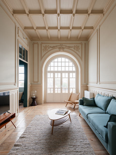 Rose building by Aurora Arquitectos - 2