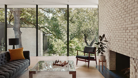 Westview Residence: Modern Courtyard House Rooted in Oak Woodland - 2