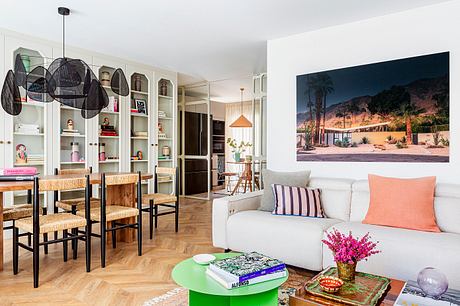 Casa Regino: Glass and Color Shape a Bright Burgos Apartment - 4