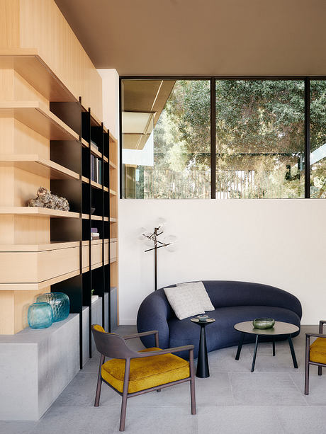 Meadow House Reveals a Korean-Inflected Home for a Californian Meadow - 4