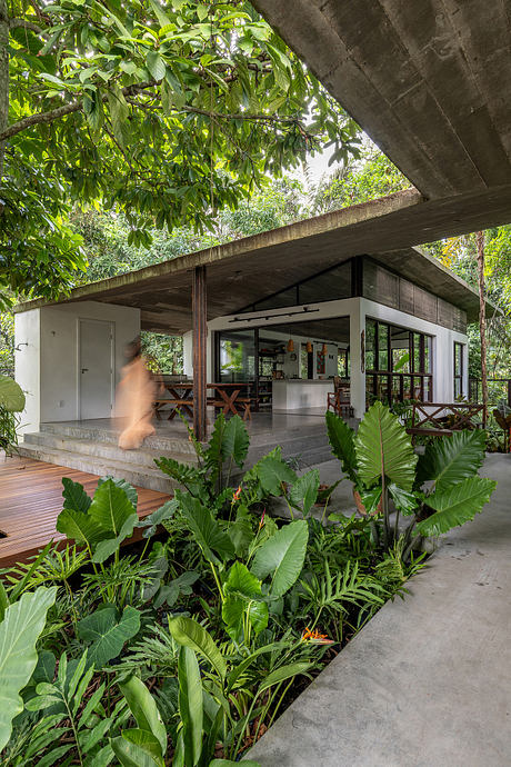 Casa Cajuí: Equatorial House Embracing Forest, Breeze, And Light - 5