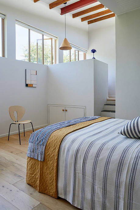 House Slabbert: Modern Alterations for a 1970s Family Home Life - 5