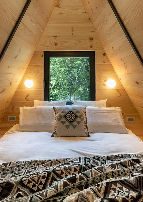 Tir Longë: Nordic Cabin Warmth Above The Italian Alpine Forest Sky - 6