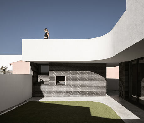 Pinhal Conde da Cunha House by Estúdio AMATAM - 1