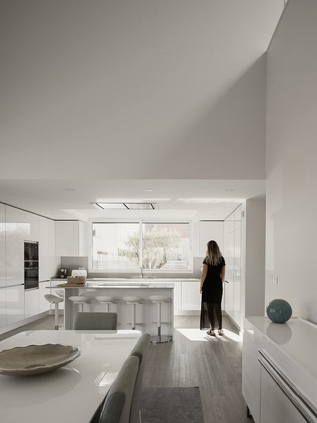 Pinhal Conde da Cunha House by Estúdio AMATAM - 5