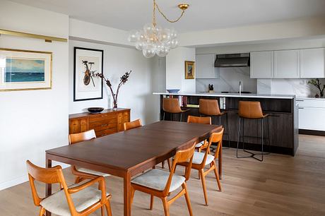 East End Ave. Residence — A Quietly Tailored Yorkville Apartment - 4