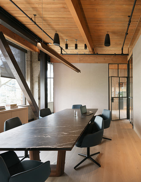 Vitus Headquarters / 2607 2nd Avenue: Community-Minded Worklife - 6