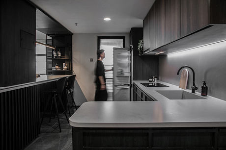 Kensho: Minimalist Zen Home for Quiet City Living - 4