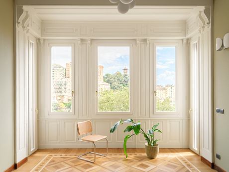 Nimbo: Light-Filled Genoa Apartment Woven with Historic Detail Charm - 5