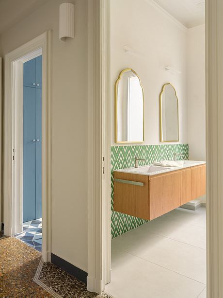 Nimbo: Light-Filled Genoa Apartment Woven with Historic Detail Charm - 7