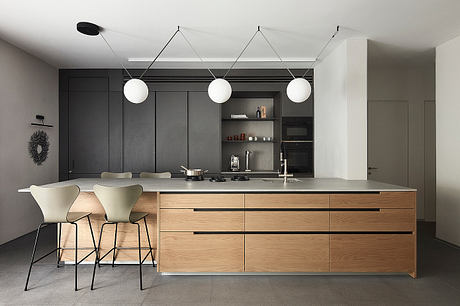 Soft & Minimal: Calm Terrazzo Living in a Refined Urban Apartment - 3