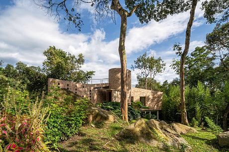 Casa Nola by Yemail Arquitectura - 7