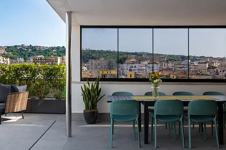 New retro’: Color and Light Shape a Vivid Neapolitan Home - 8