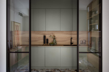 Casa Safran Cenisio: A 1960s Milan Flat Redesigned - 4