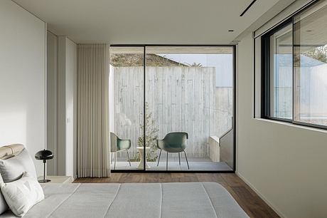 Casa A: Terraced Living on a Steep Urban Hillside in Braga - 5