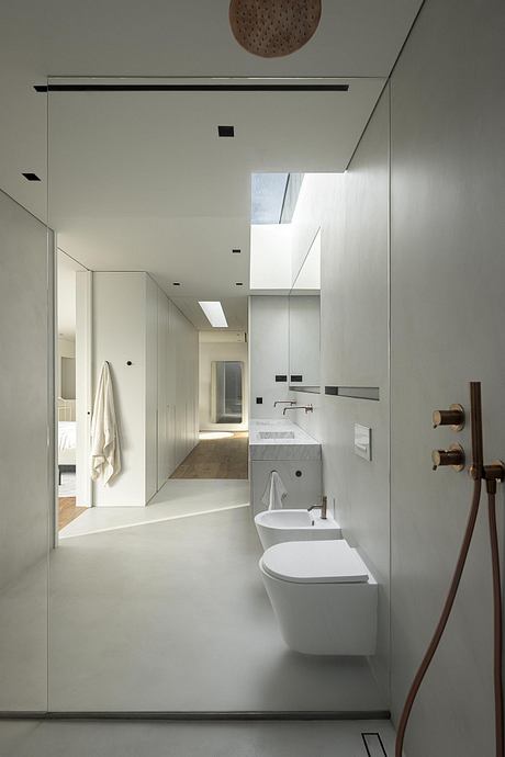 Casa A: Terraced Living on a Steep Urban Hillside in Braga - 6