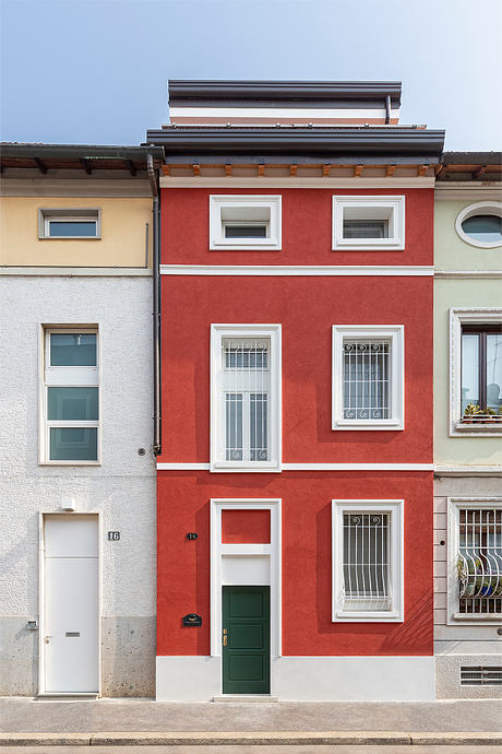 Wagner in Milan Balances British Poise with a Secret Garden Retreat - 10