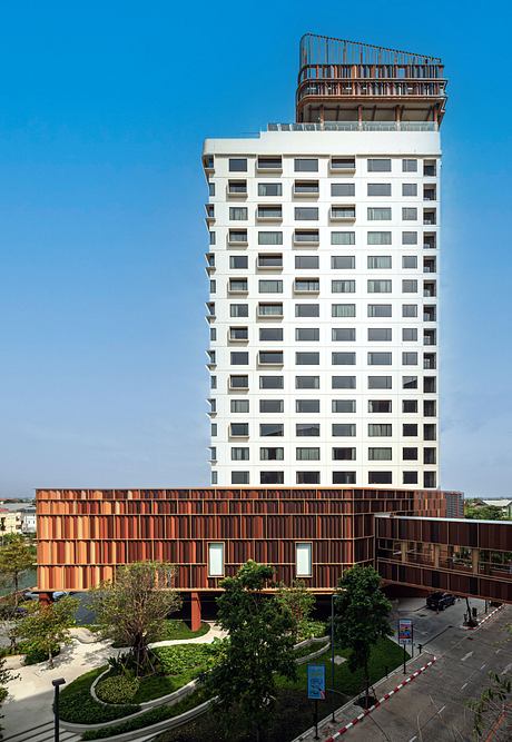 Centara Korat Redefines a Hotel Stay with Warm Local Materials - 12