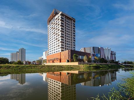 Centara Korat Redefines a Hotel Stay with Warm Local Materials - 13