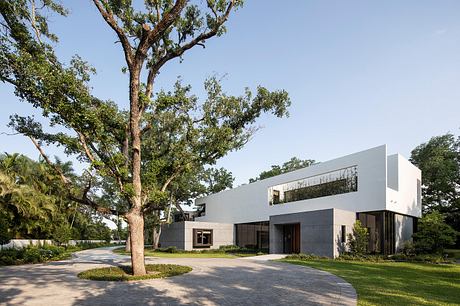 La Escondida by Touzet Studio - 1