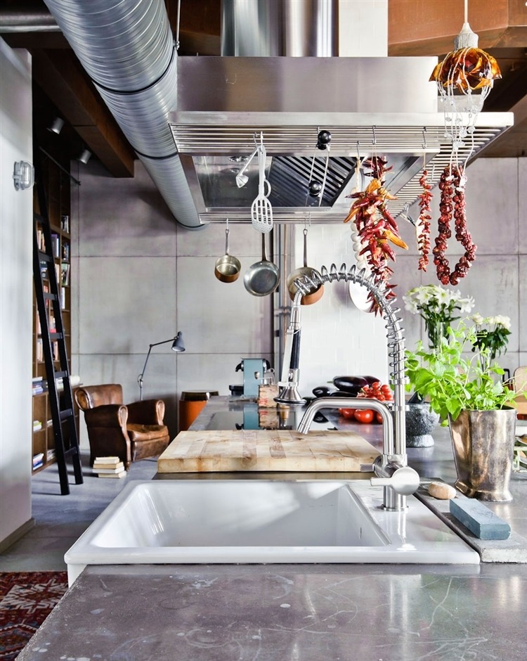Contemporary Apartment in Budapest