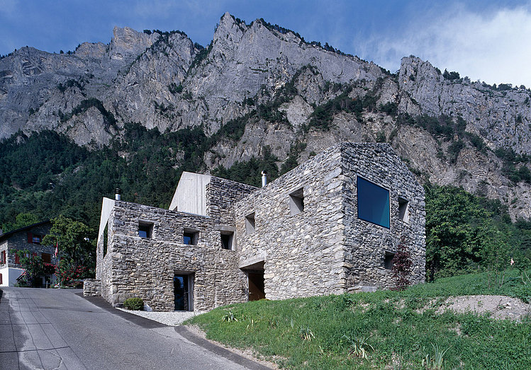 Rustic Home by Savioz Fabrizzi Architecte