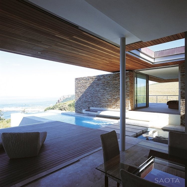 Cove 6 by SAOTA