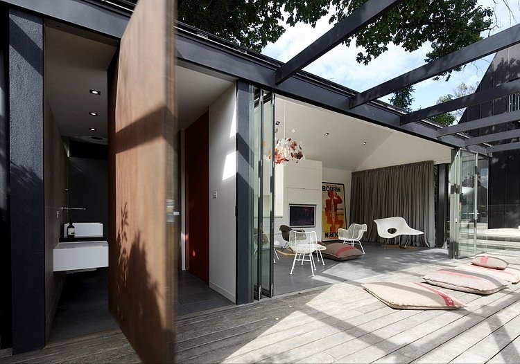 South Yarra Pool House by Artillery