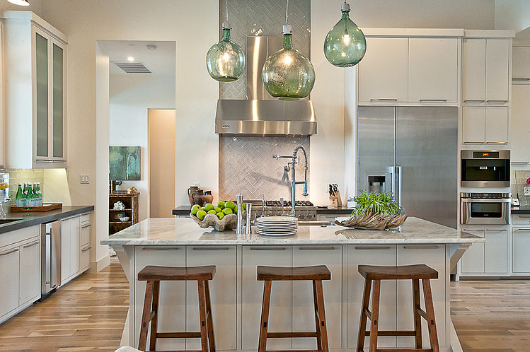 Cat Mountain Residence by Cornerstone Architects