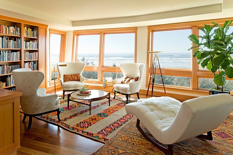 Oregon Coast Home by Jessica Helgerson Interior Design