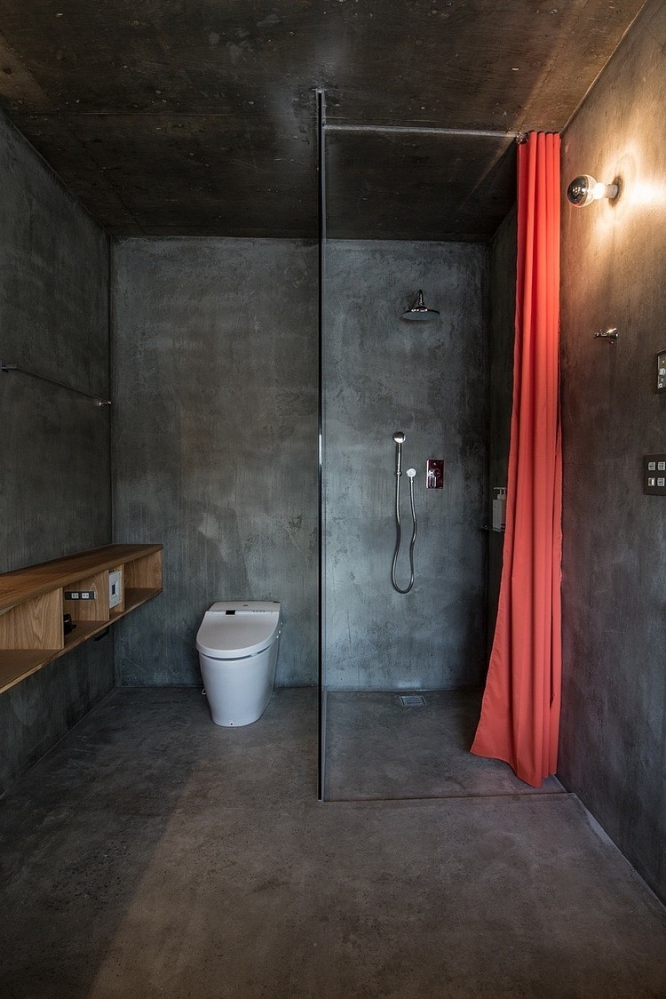 L House in Hirafu by Florian Busch Architects