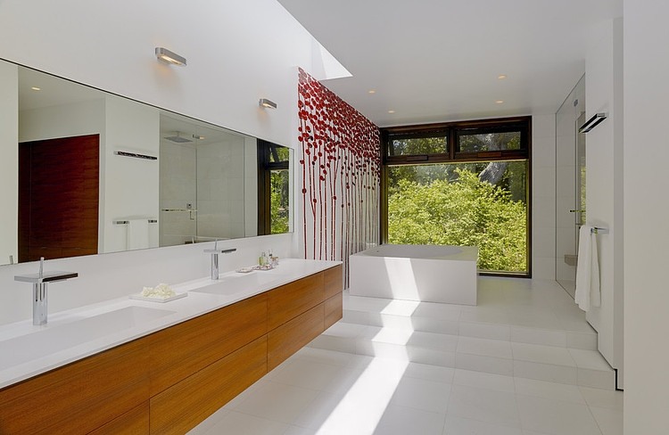 Modern Peninsula Estate by Lencioni Construction