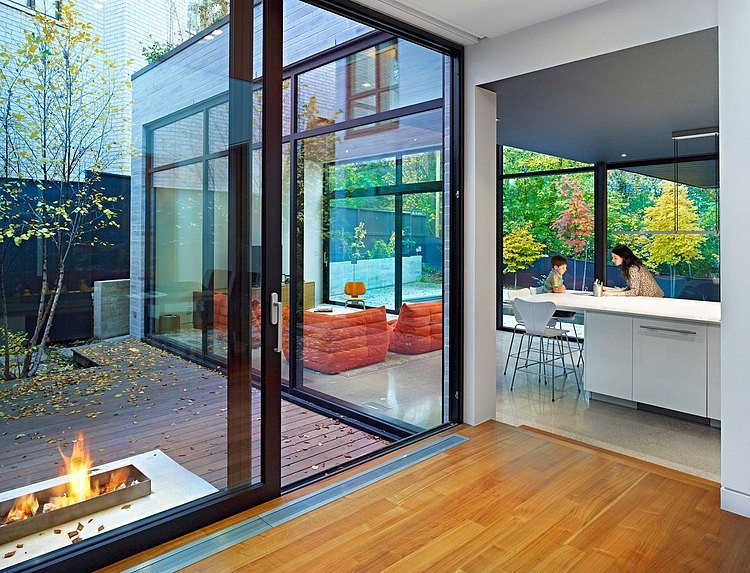Cedarvale Ravine House by Drew Mandel Architects