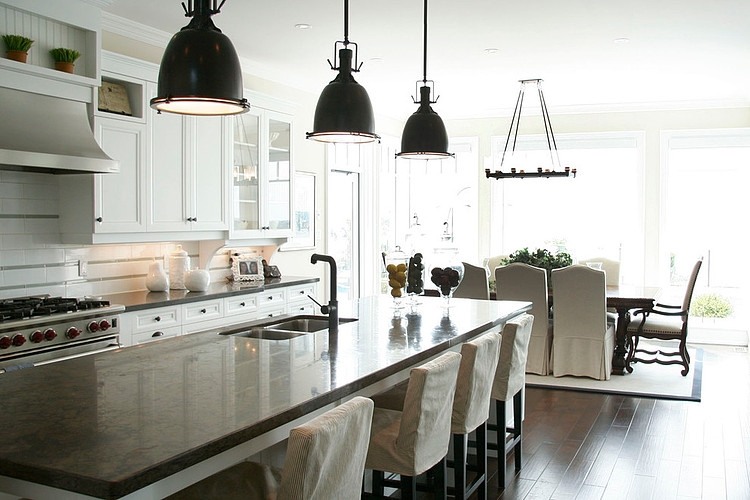Lake View Residence by Staples Design Group