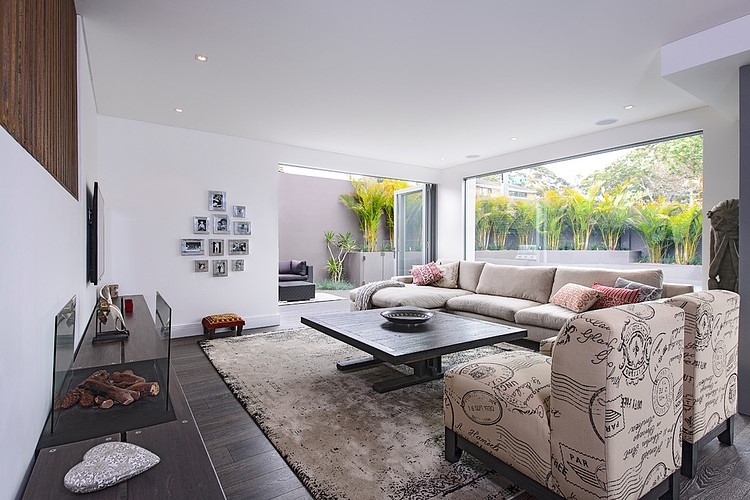 South Coogee House by Capital Building