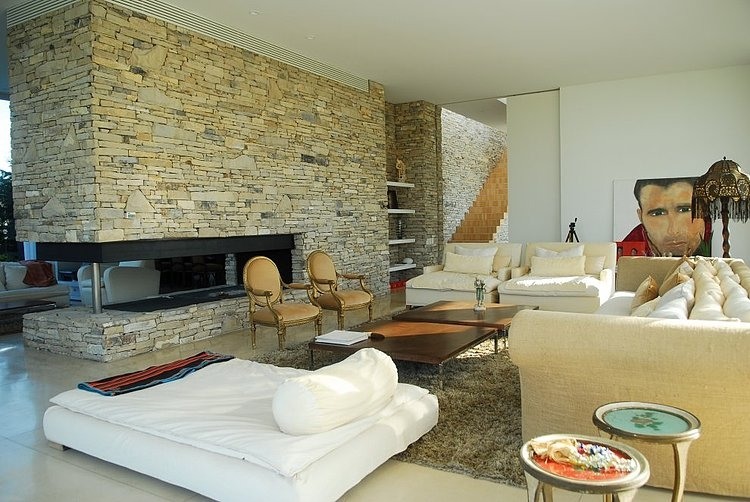 Agua House by Barrionuevo-Sierchuk