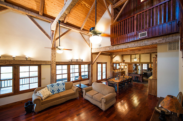 Fultonville Barn by Heritage Barns