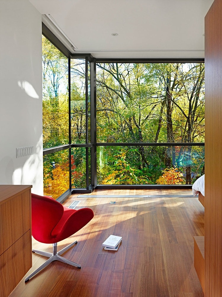 Cedarvale Ravine House by Drew Mandel Architects